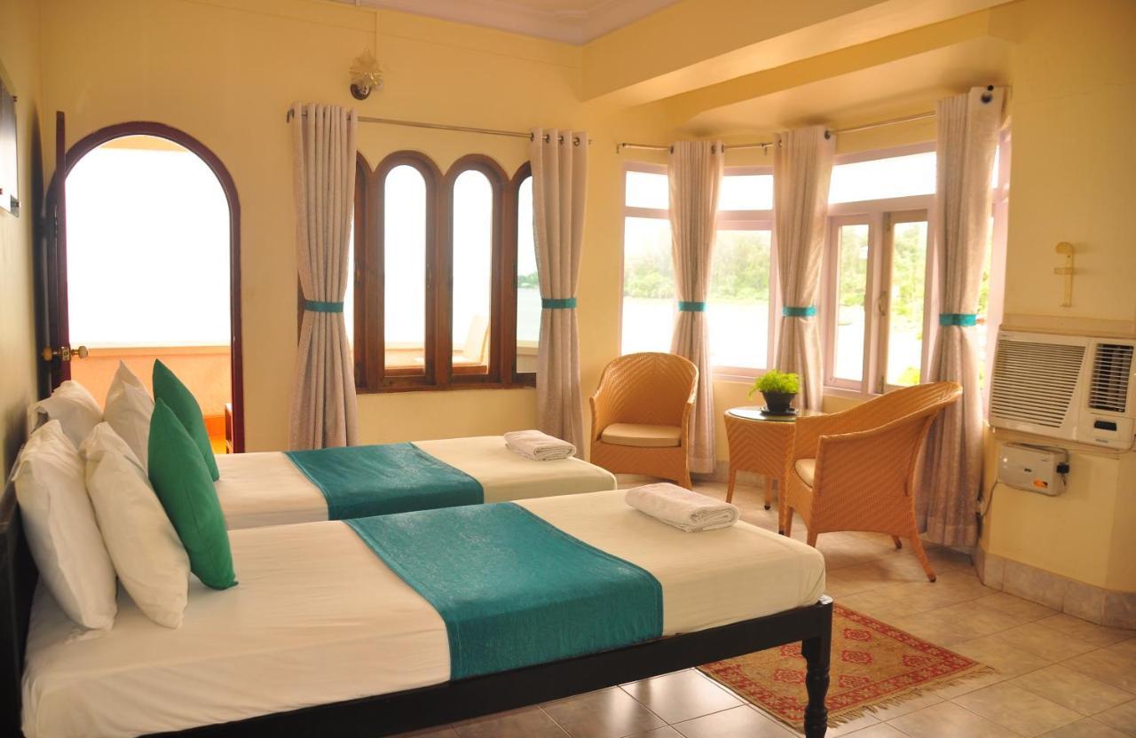 Kokari Guesthouse Hope Town Ngoại thất bức ảnh